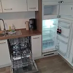 Geraeumige Stadtwohnung Mit Balkon شقة اتسوكو