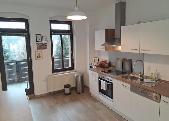 Appartamento Geraeumige Stadtwohnung Mit Balkon *