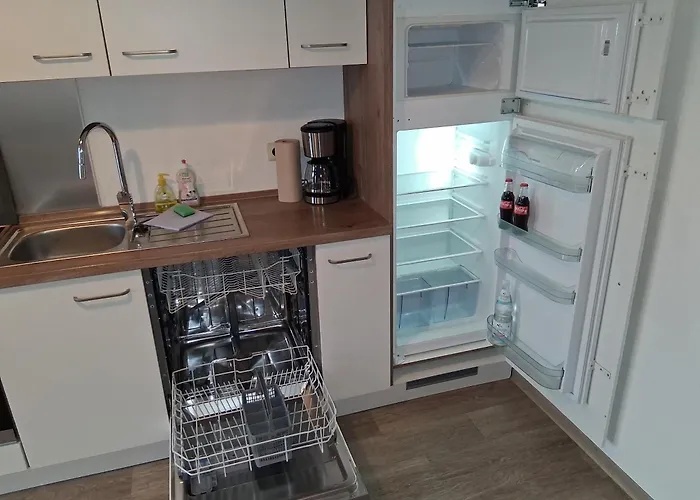 Geraeumige Stadtwohnung Mit Balkon Appartamento Zwickau